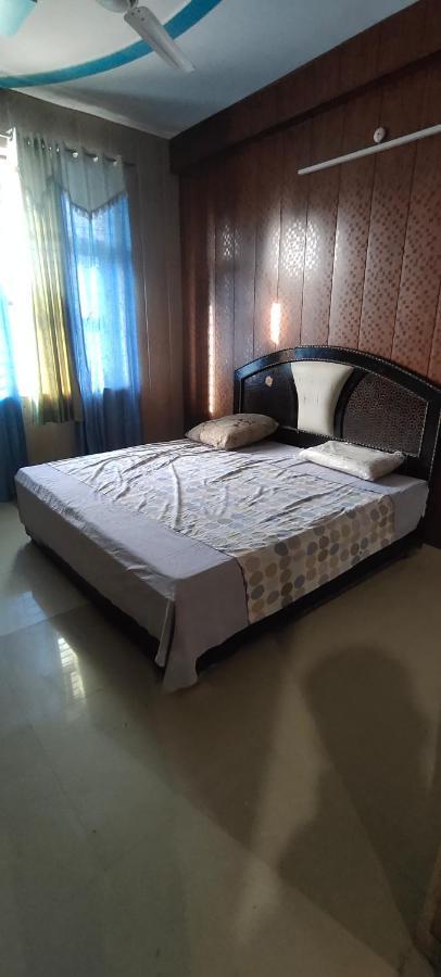 Radha Madhav Apartment Vrindavan Exterior photo